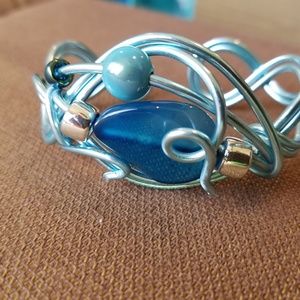 Twisted wire bracelet